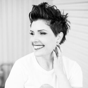 Meet your Posher, Jenny